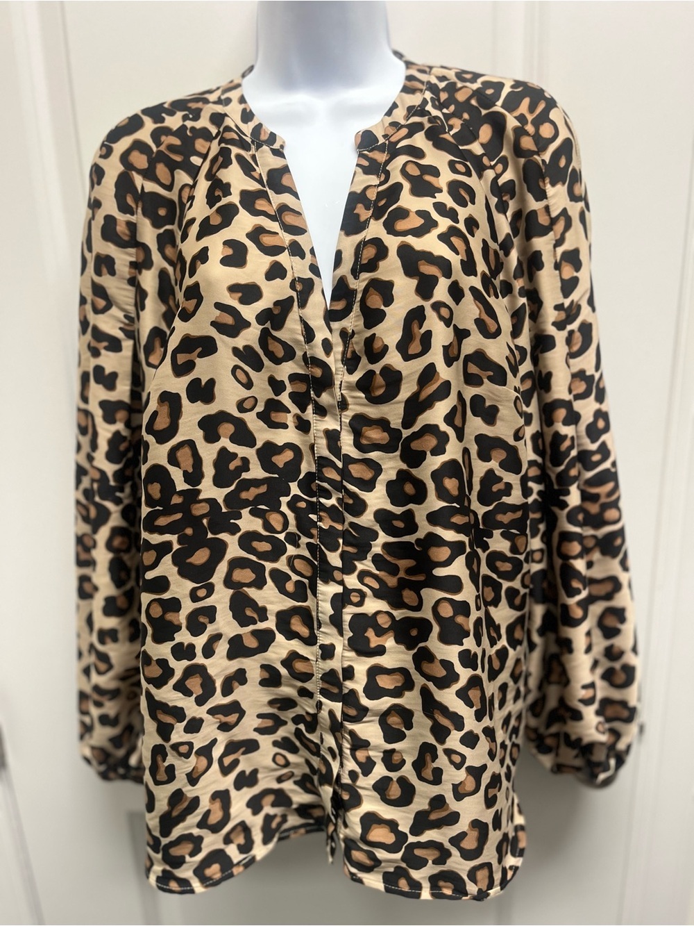 Boden Leopard Print V-Neck Balloon Sleeve Blouse - US 10 / UK 14